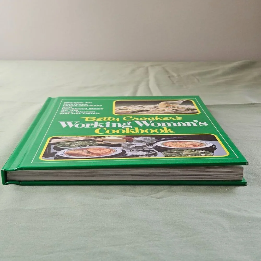 Betty Crocker's Working Woman's Cookbook Hardcover - Delicious Dinner Recipes - Picture 9 of 11